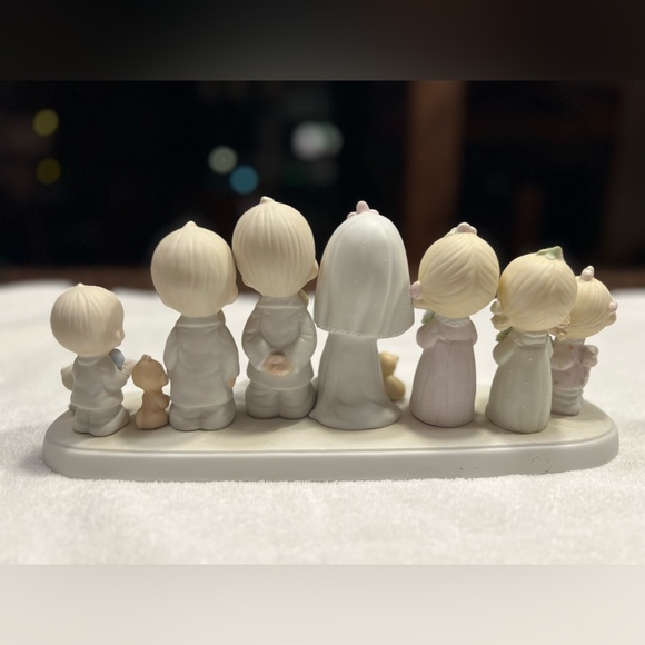 Precious Moments ‘this is the day which the lord hath made’ figurine - Picture 5 of 5